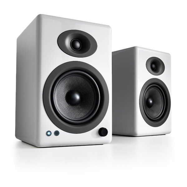 Полочная акустика Audioengine A5+ BT Hi-Gloss White артикул 239682Si-1