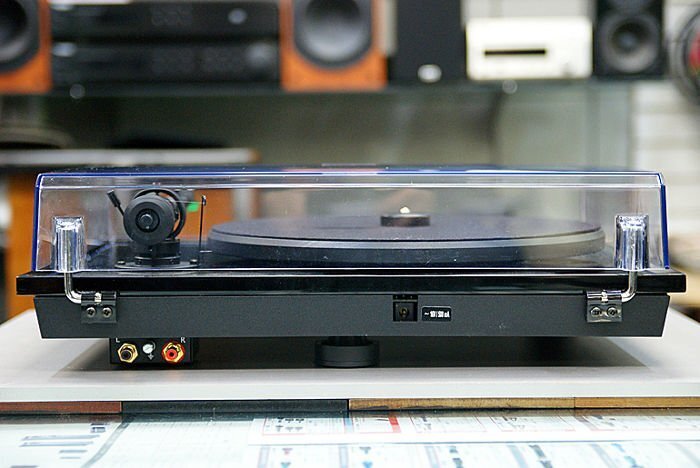 Проигрыватель винила Thorens TD 295 MKIV silver (тонарм TP41, картридж AT95E) артикул 383457FV-1 фото 4