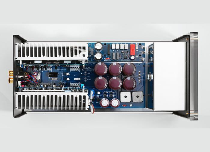 Electrocompaniet AW180 #3 в «HiFiRussia»