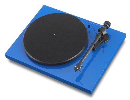 Проигрыватель винила Pro-Ject Debut III Blue (с картриджем Ortofon OMB-5e) артикул 389245FV-1