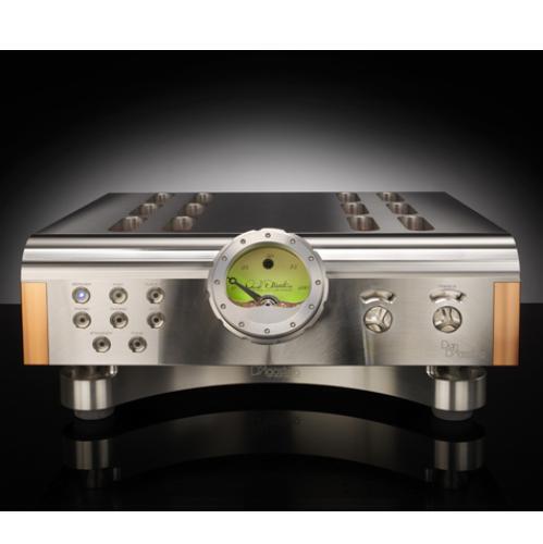 Предусилитель (стерео) Dan D’Agostino Momentum preamplifier silver артикул 112957Si-1