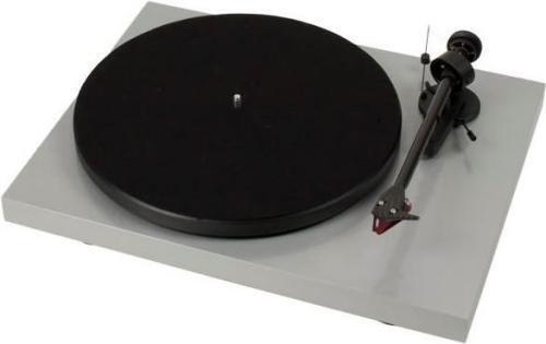 Проигрыватель винила Pro-Ject Debut Carbon Phono USB light grey (Ortofon OM 10) артикул 389345FV-1