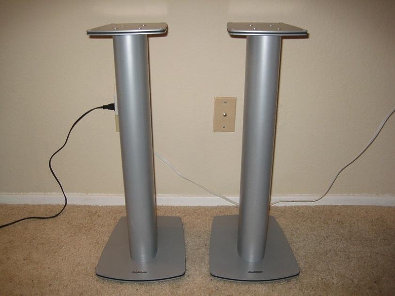 Стойки под акустику Dynaudio Stand 6 silver артикул 316692FV-1 фото 5