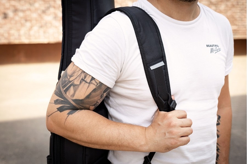 Чехол для электрогитары Bag & Music ELECTRO_PRO BM1030 артикул 255165Si-1 фото 8