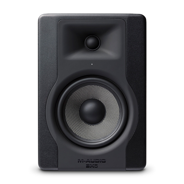 Активный 2-х полосный аудио монитор ближнего поля M-Audio BX5 D3 (шт) артикул 174603Si-1