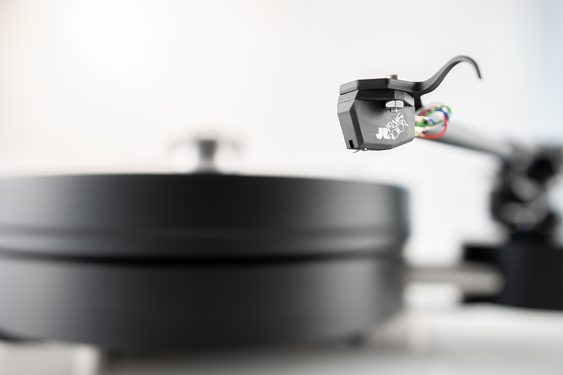 Проигрыватель винила Transrotor MAX NERO с тонармом Rega RB 220 артикул 293769Si-1 фото 5