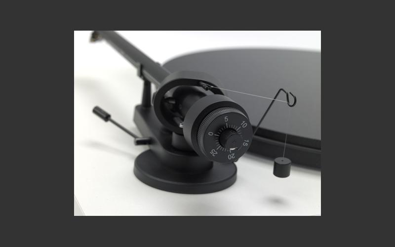 Проигрыватель винила Pro-Ject Essential (Ortofon OM5e + Phono USB) white артикул 388931FV-1 фото 5