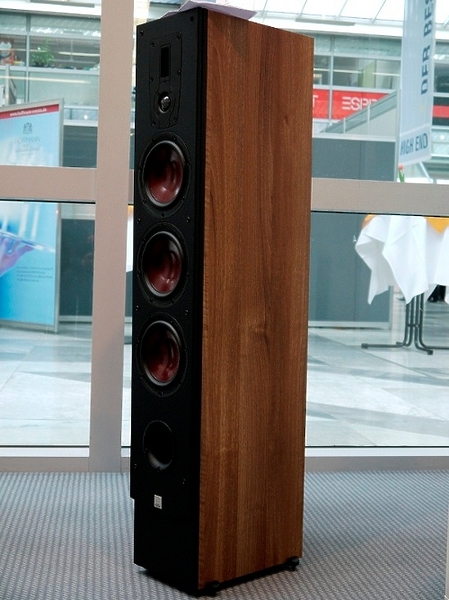 Напольная акустика Dali IKON 7 mk2 light walnut артикул 399907FV-1 фото 5