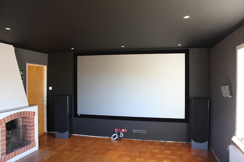 Экран Euroscreen One Electric Video (4:3) 103" 210x157.5cm GreyLigh артикул 351864FV-1 фото 5