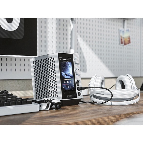 Усилитель для наушников FiiO R7 white артикул 293014Si-1 фото 9