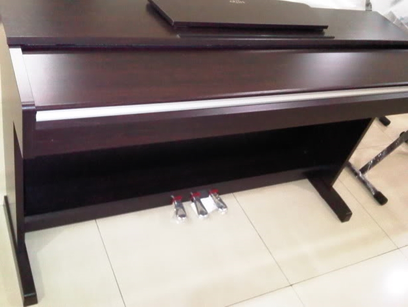 Клавишный инструмент Yamaha YDP-141 BENCH INSIDE артикул 136577Si-1 фото 4