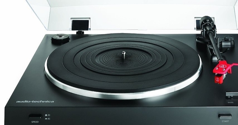 Проигрыватель винила Audio Technica AT-LP3 black артикул 158466Si-1 фото 5