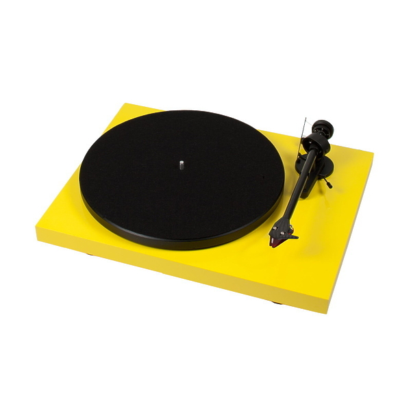 Проигрыватель винила Pro-Ject Debut Carbon (DC) yellow (Ortofon 2M-RED) артикул 389302FV-1