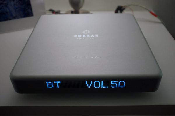Стереоусилитель Roksan Oxygene Integrated Amplifier артикул 108071Si-1 фото 5