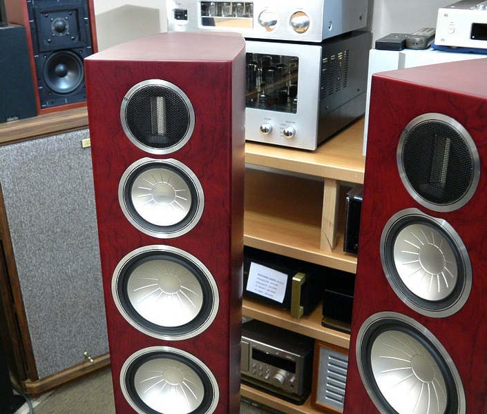 Напольная акустика Monitor Audio Gold GX 300 bubinga артикул 396342FV-1 фото 5