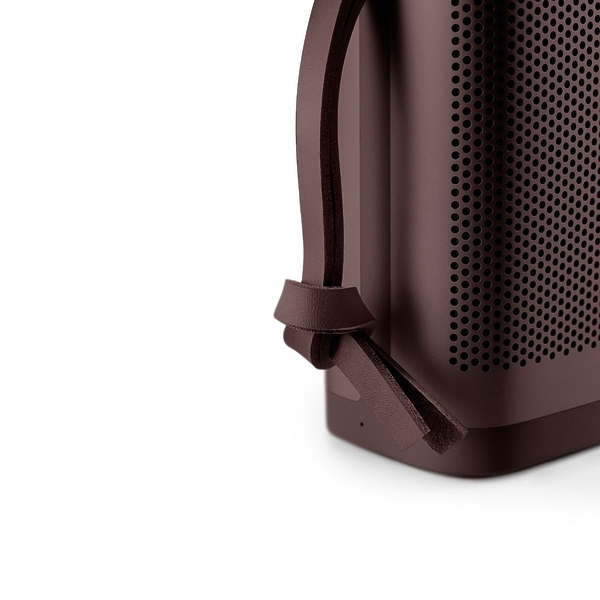 Портативная акустика Bang & Olufsen BeoPlay P6 AW19 Chestnut артикул 205726Si-1 фото 5