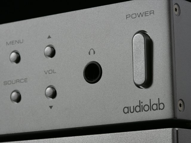 ЦАП с предусилителем AudioLab Q-DAC silver артикул 102962Si-1