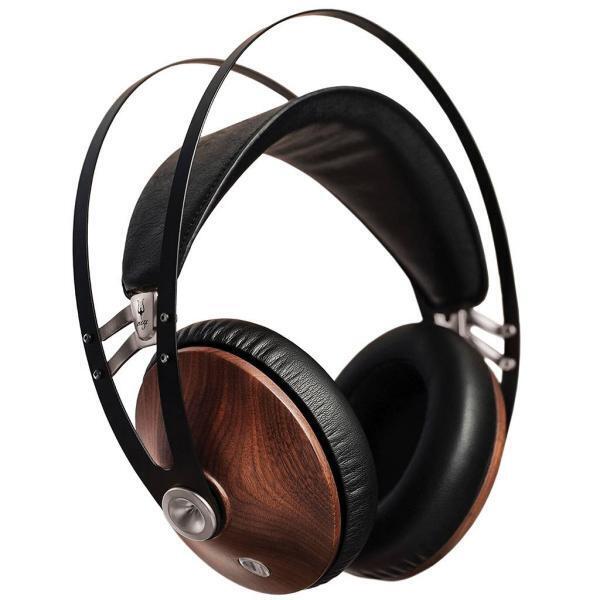 Наушники Meze 99 Classics walnut silver артикул 151339Si-1