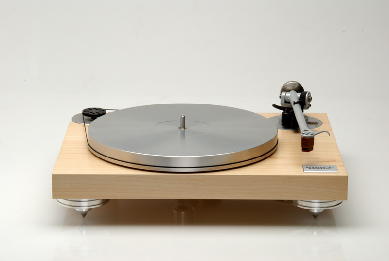 Проигрыватель винила Acoustic Signature Manfred MK II XL maple артикул 121561Si-1