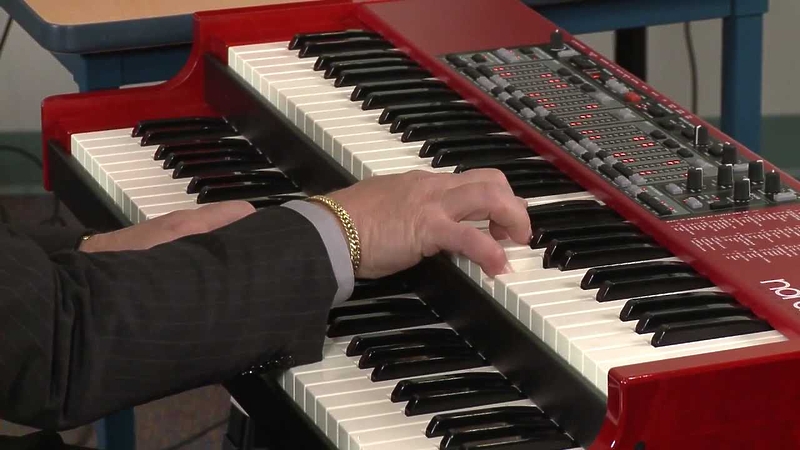 Клавишный инструмент Clavia Nord C2D Combo Organ артикул 143502Si-1 фото 8