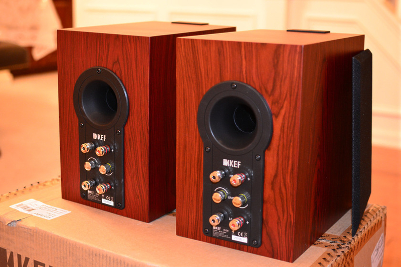 Акустическая система KEF R100 Rosewood (пара) артикул 448563FV-1 фото 4