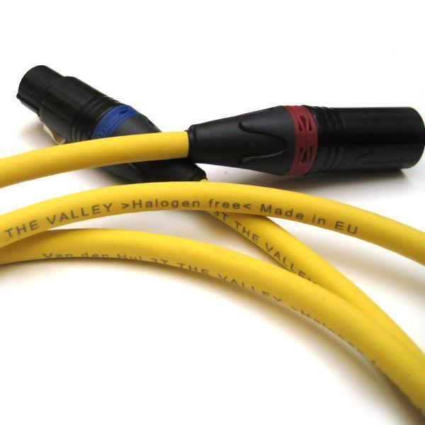 Van Den Hul 3T The Valley XLR stereo 0.8m артикул 250613BY-1 в интернет-магазине «HiFiRussia»