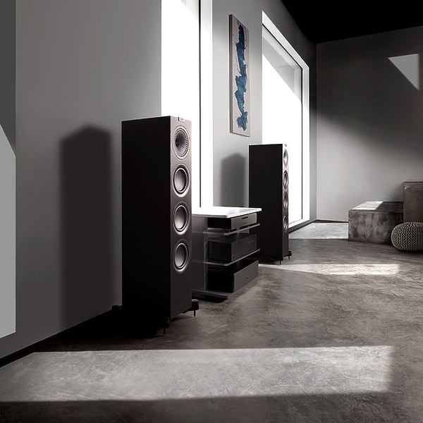 Комплект IOTAVX SA3 + KEF Q550 Satin Black артикул 287841Si-1 фото 7