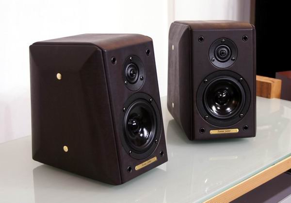 Полочная акустика Sonus Faber Toy Speaker barred leather артикул 101297Si-1 фото 4
