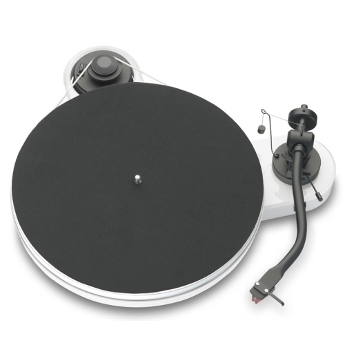 Проигрыватель винила Pro-Ject RPM 1.3 Genie Whit (с картриджем Ortofon 2M-Red) артикул 387109FV-1