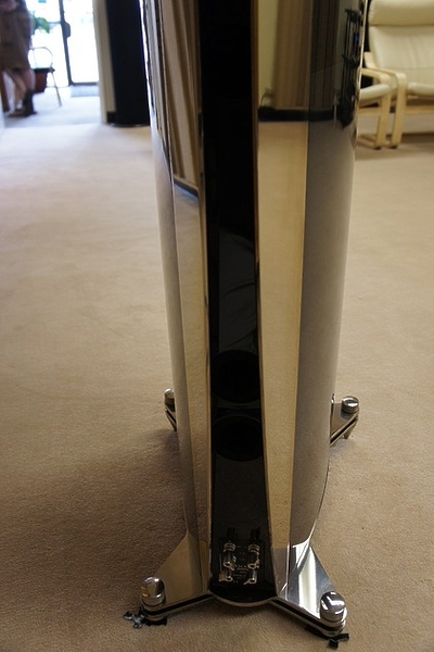 Напольная акустика Sonus Faber Amati futura graphite артикул 100570Si-1 фото 3