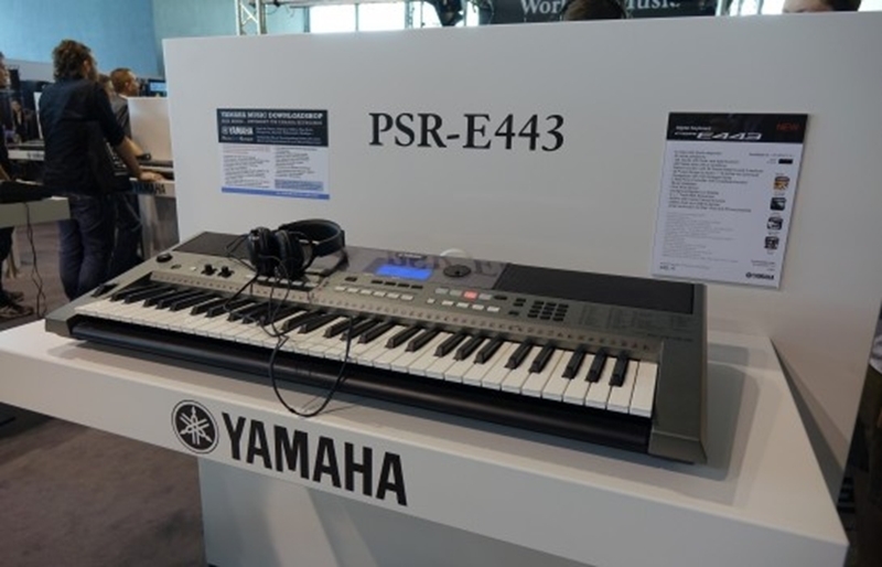Клавишный инструмент Yamaha PSR-E443 артикул 136564Si-1 фото 5