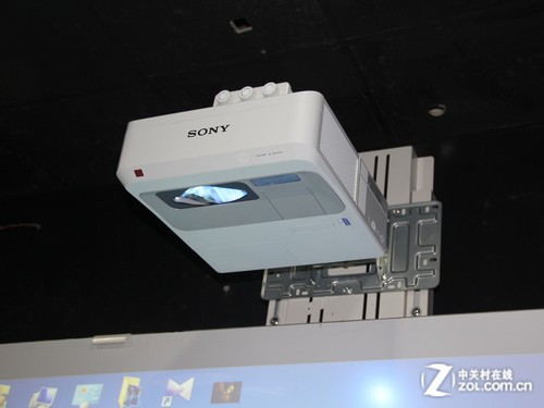Проектор Sony VPL-SW536 артикул 349774FV-1 фото 3