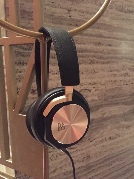 Наушники Bang & Olufsen BeoPlay H6 Love Affair Collection - rose/golden артикул 130422Si-1 фото 5