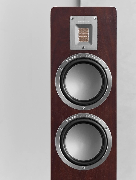 Напольная акустика Audiovector QR 3 Dark Walnut Veneer артикул 157371Si-1 фото 4
