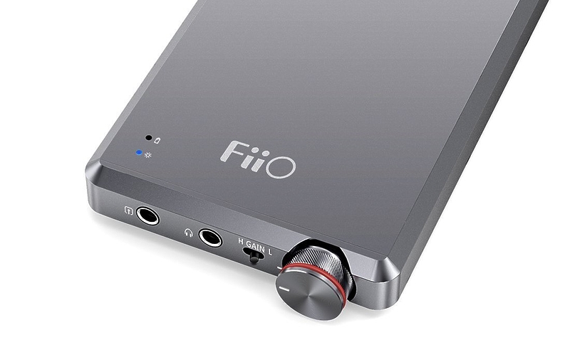 Усилитель для наушников FiiO A5 titanium артикул 155564Si-1 фото 3