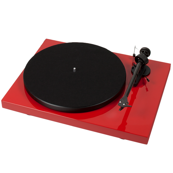 Проигрыватель винила Pro-Ject Debut Carbon (DC) red (Ortofon 2M-RED) артикул 449297FV-1