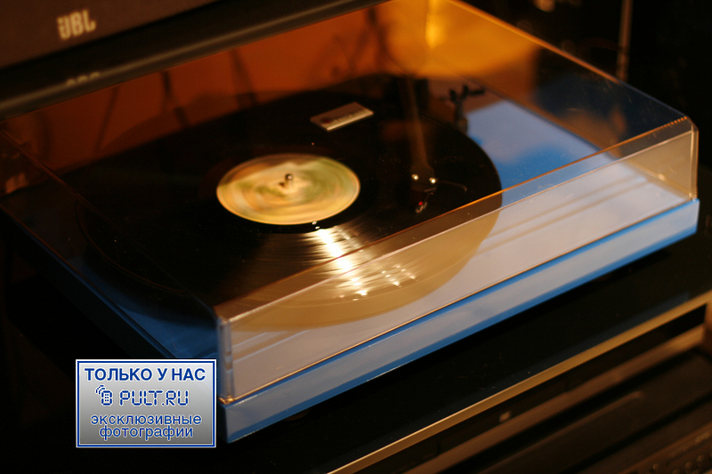 Проигрыватель винила Pro-Ject Debut III (Ortofon OMB-5e) piano yellow артикул 383136FV-1 фото 11