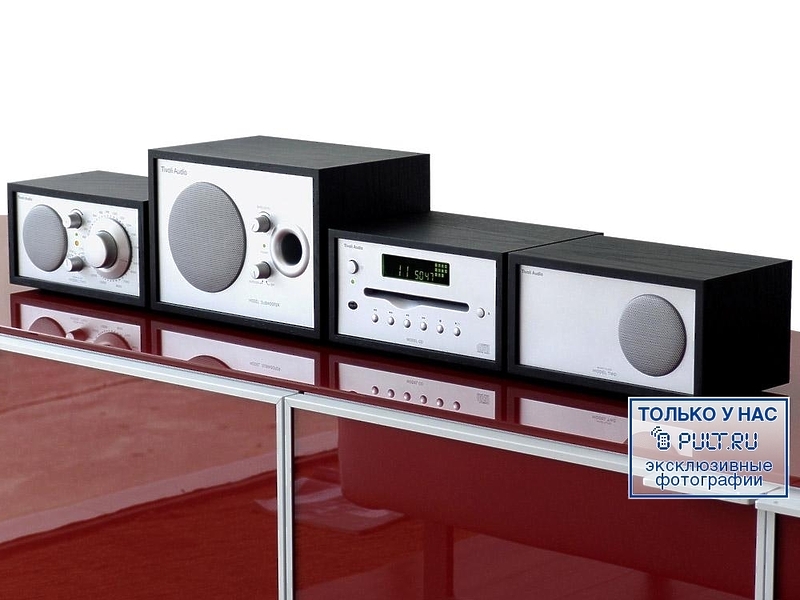 CD-проигрыватель Tivoli Audio Model CD walnut/gold (MCDWLGB) артикул 380524FV-1 фото 6
