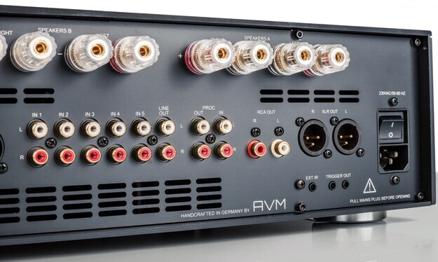 Интегральный стереоусилитель AVM Evolution A 5.2 black артикул 200026Si-1 фото 4