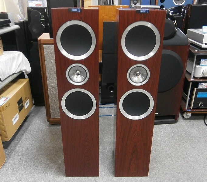 Напольная акустика KEF R900 rosewood (пара) артикул 400580FV-1 фото 4
