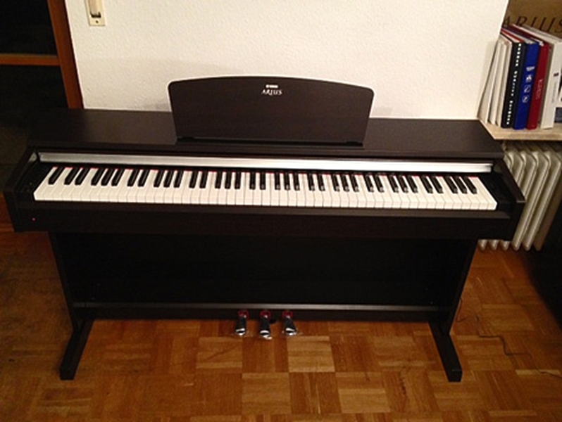 Клавишный инструмент Yamaha YDP-141 BENCH INSIDE артикул 136577Si-1 фото 6