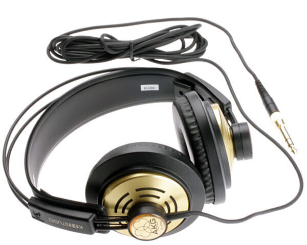 Наушники AKG K121 артикул 130004Si-1