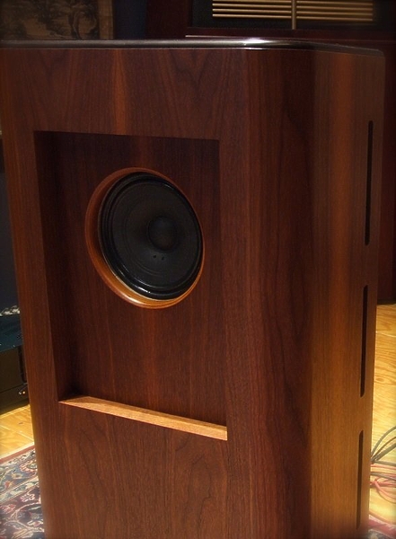Напольная акустика Line Magnetic LM 755 артикул 145651Si-1