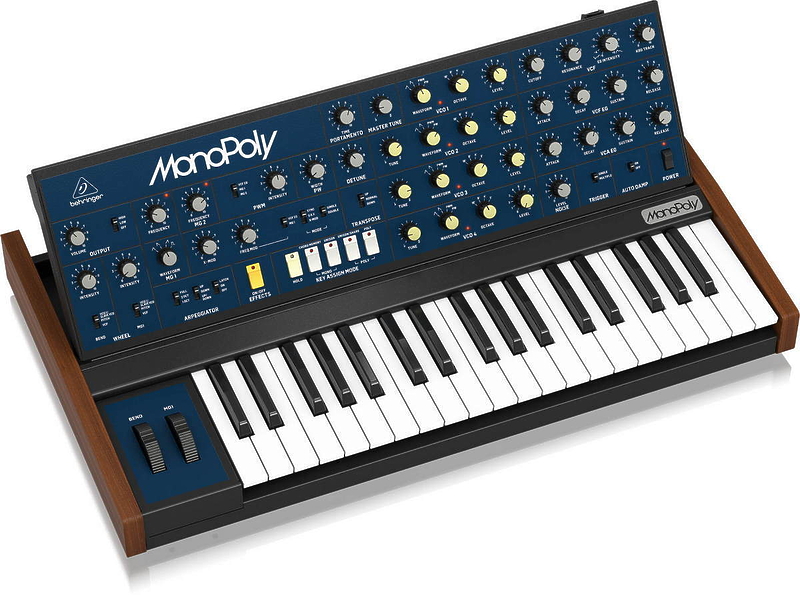 Аналоговый синтезатор Behringer MONOPOLY артикул 246952Si-1