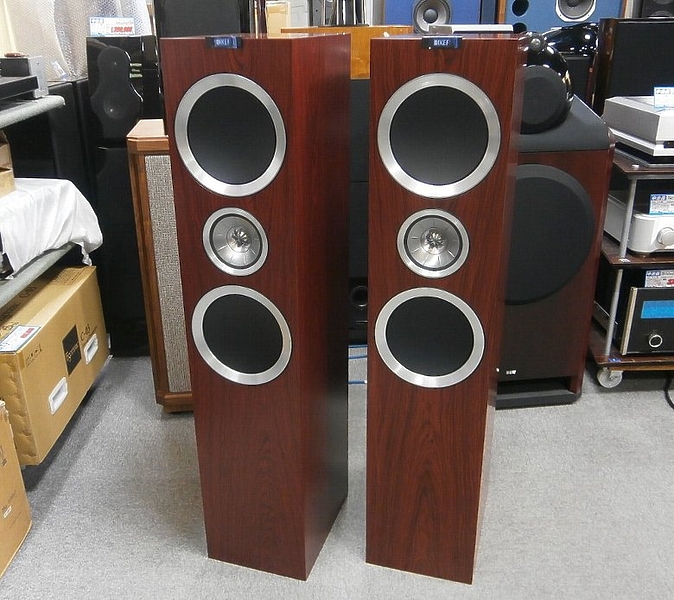 Напольная акустика KEF R700 walnut (пара) артикул 400618FV-1 фото 5