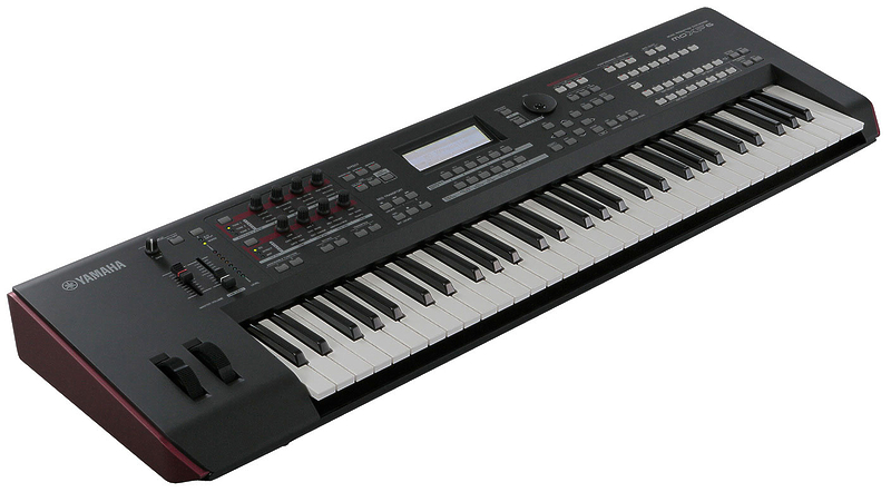 Клавишный инструмент Yamaha Motif XF6 артикул 136523Si-1 фото 3