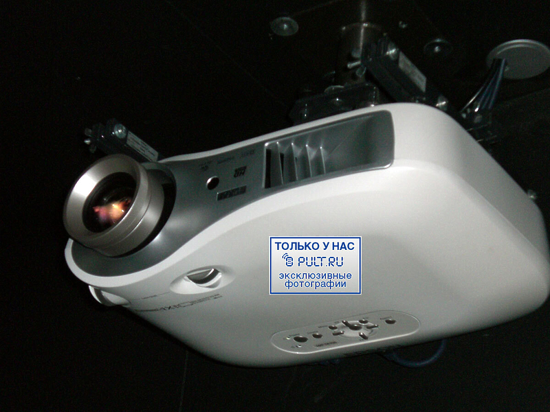 Проектор Epson EMP-TW700 артикул 348879FV-1 фото 11