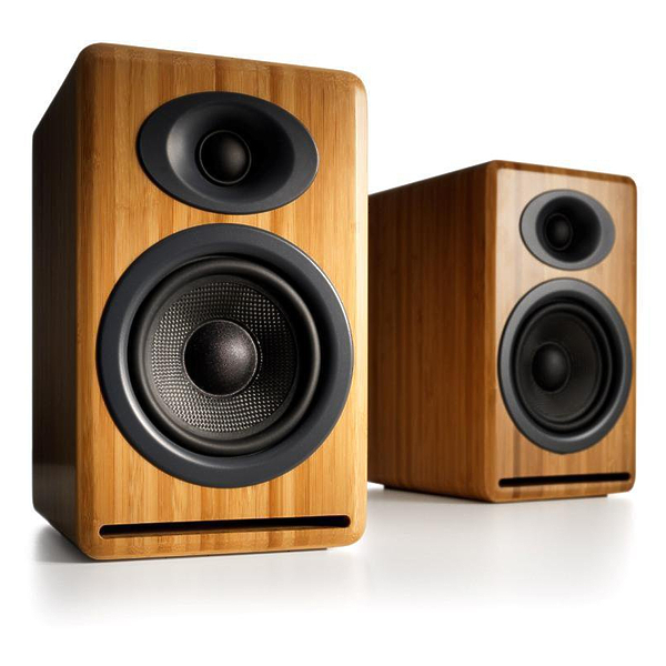 Полочная акустика Audioengine P4 Solid Bamboo артикул 106246Si-1