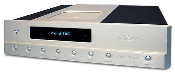 CD проигрыватель Audia Flight CD One M (black/silver) артикул 149961Si-1 в интернет-магазине «HiFiRussia»