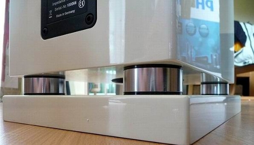 Напольная акустика Canton Chrono SL 570 white high gloss (пара) артикул 402442FV-1 фото 4